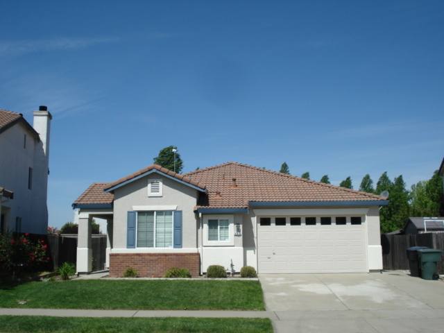 House for rent at 675 Bridgeford Dr, Roseville, CA 95678