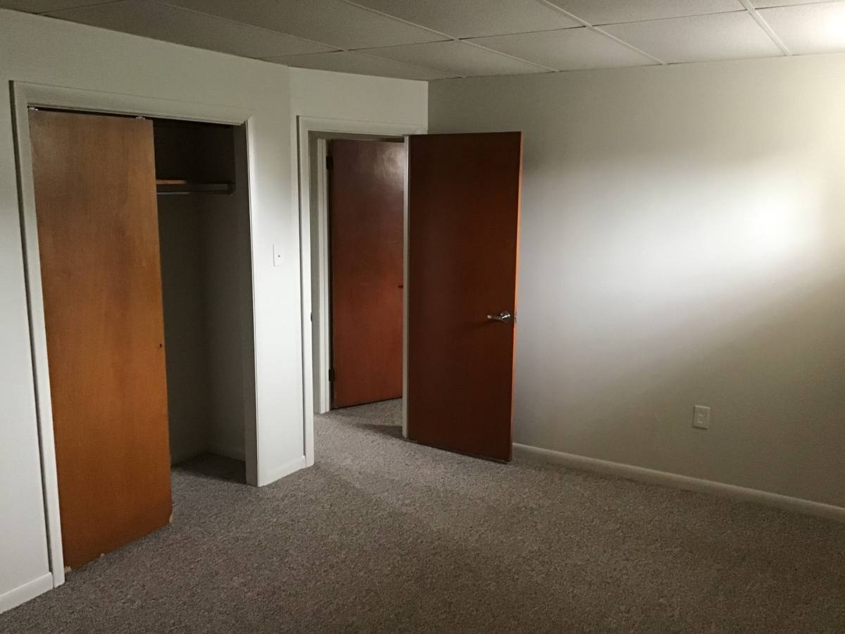 Apartment for rent at 126 Country Hill Rd, Orwigsburg, PA 17961