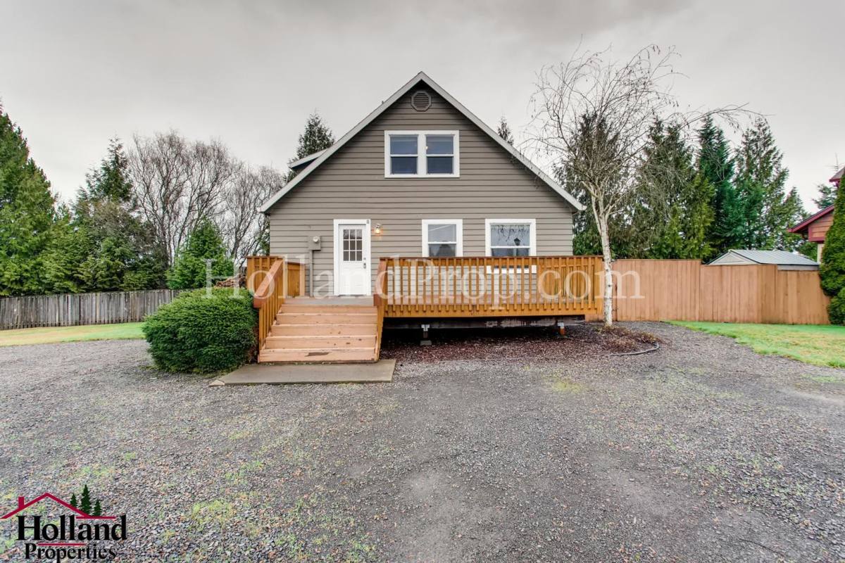 House for rent at 30660 NW Yorkshire St, North Plains, OR 97133