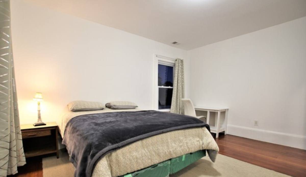 Townhouse for rent at 129 Glenville Ave #4, Allston, MA 02134