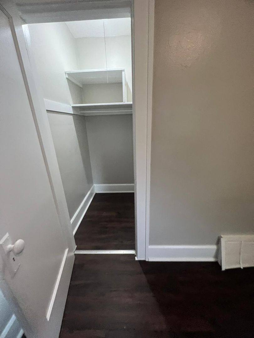 Apartment for rent at 1220 N Wisconsin St, Racine, WI 53402