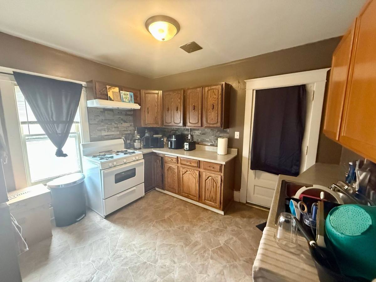 Apartment for rent at 707 E Thomas St, Wausau, WI 54403