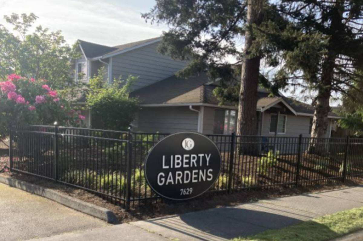 Townhouse for rent at 7629 47th Ave NE, Marysville, WA 98270