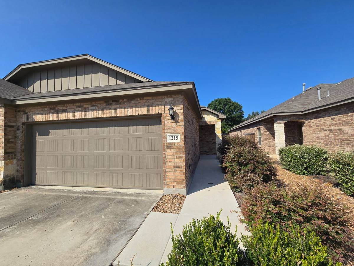 House for rent at 1215 Old FM #306, New Braunfels, TX 78130