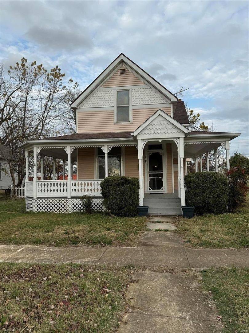 House for rent at 422 N Madison, Lebanon, MO 65536