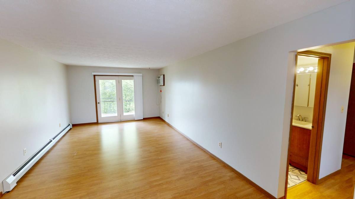 Condo for rent at 816 Pearson, Youngstown, OH 44512