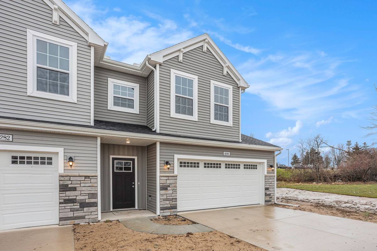 House for rent at 3510 Welden Dr SW, Grandville, MI 49418