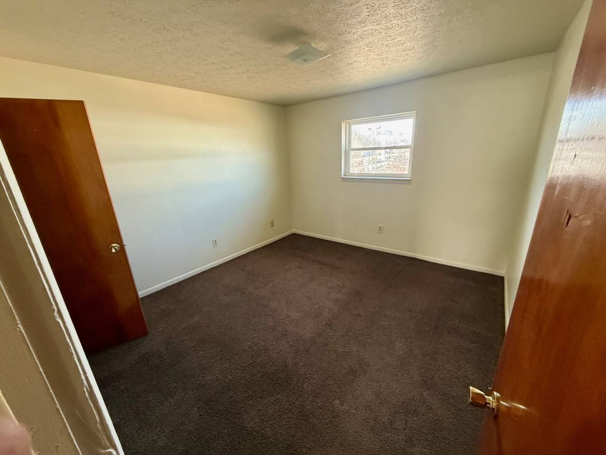 Apartment for rent at 5908 Permerland Dr, Louisville, KY 40219