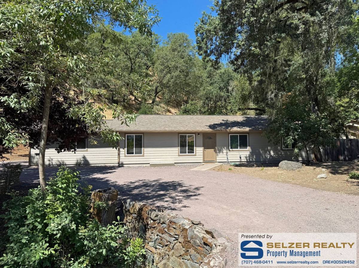 House for rent at 2052 McNab Ranch Rd, Ukiah, CA 95482