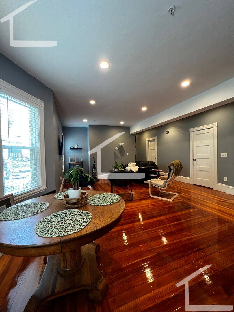 Condo for rent at 37 Dix #1A, Dorchester, MA 02122