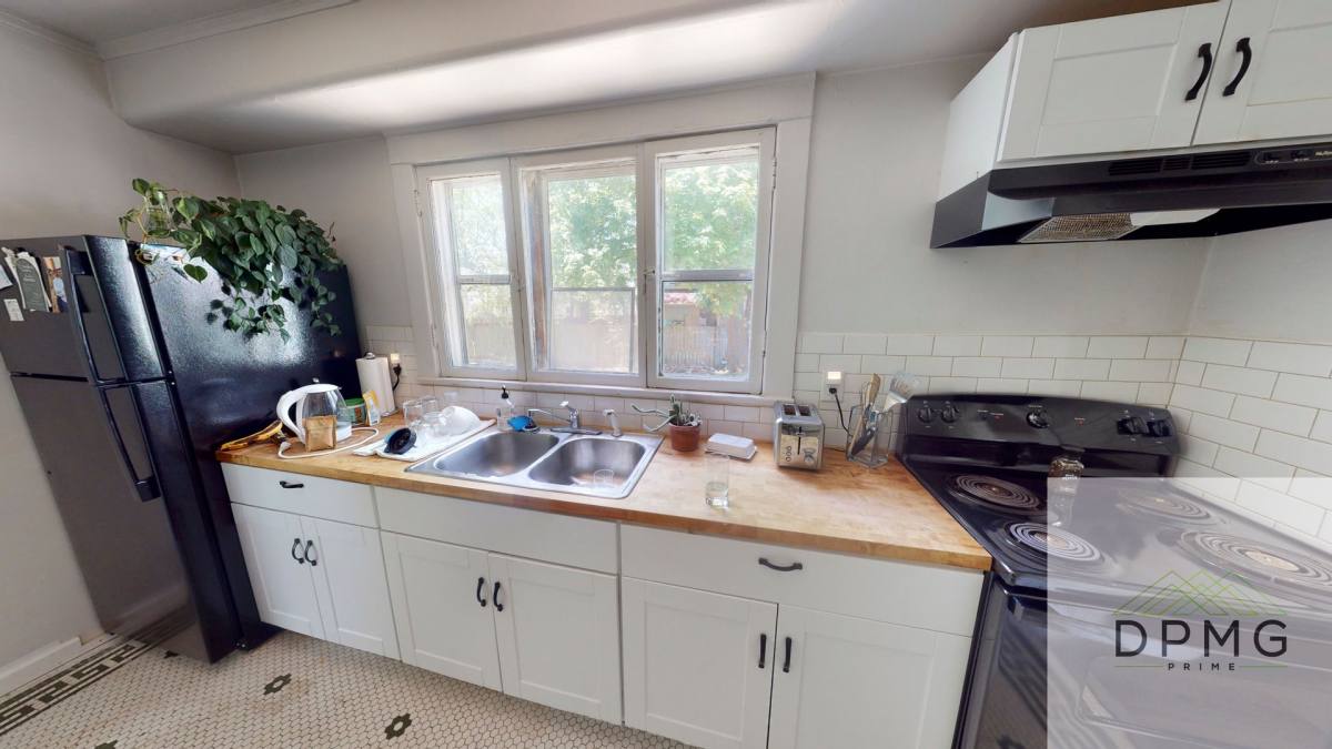 Apartment for rent at 214 E Elm, Lansing, MI 48910