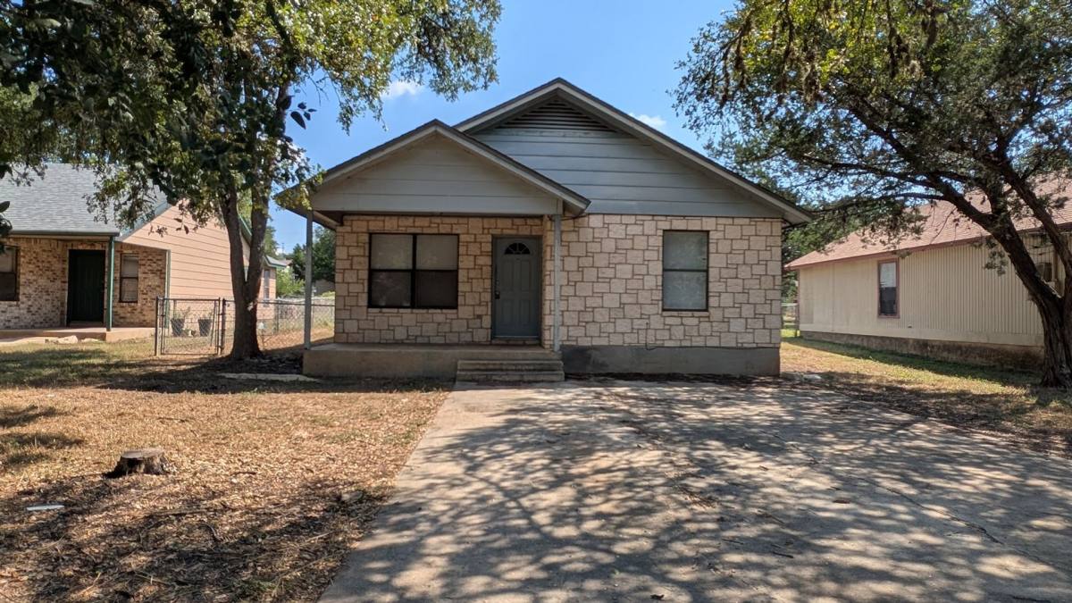 House for rent at 1106 Dartmouth Ave, San Marcos, TX 78666