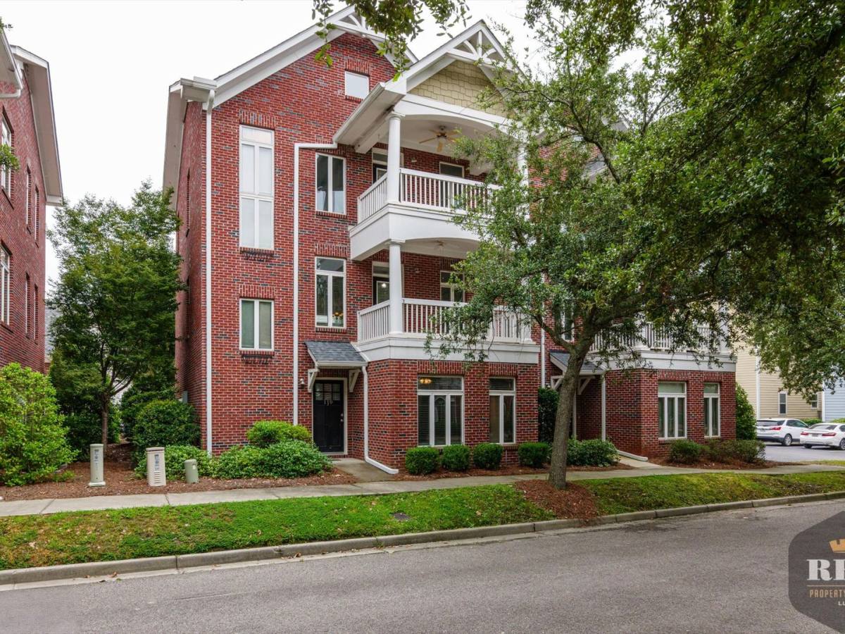 Townhouse for rent at 119 Landing Dr, North Augusta, SC 29841