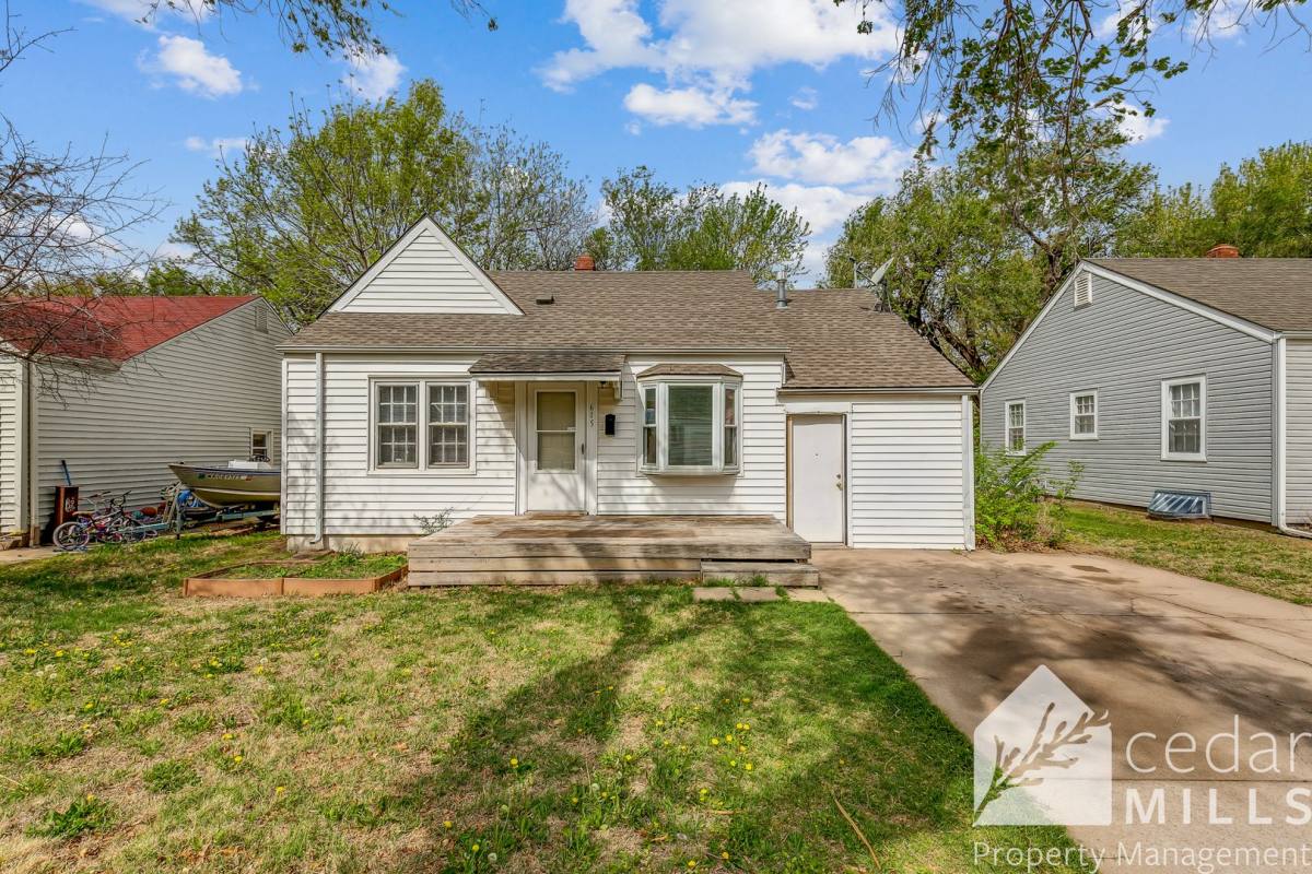 House for rent at 615 N Pinecrest, Wichita, KS 67208
