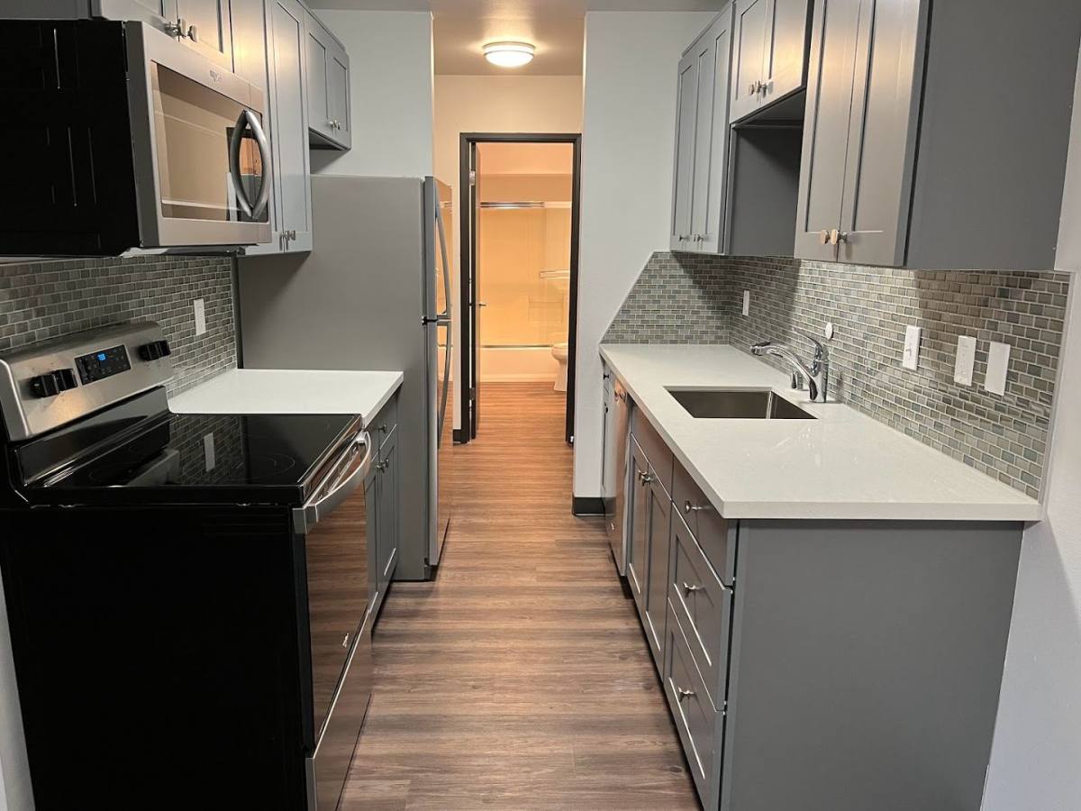 Apartment for rent at 6501 Ravenna Ave NE, Seattle, WA 98115