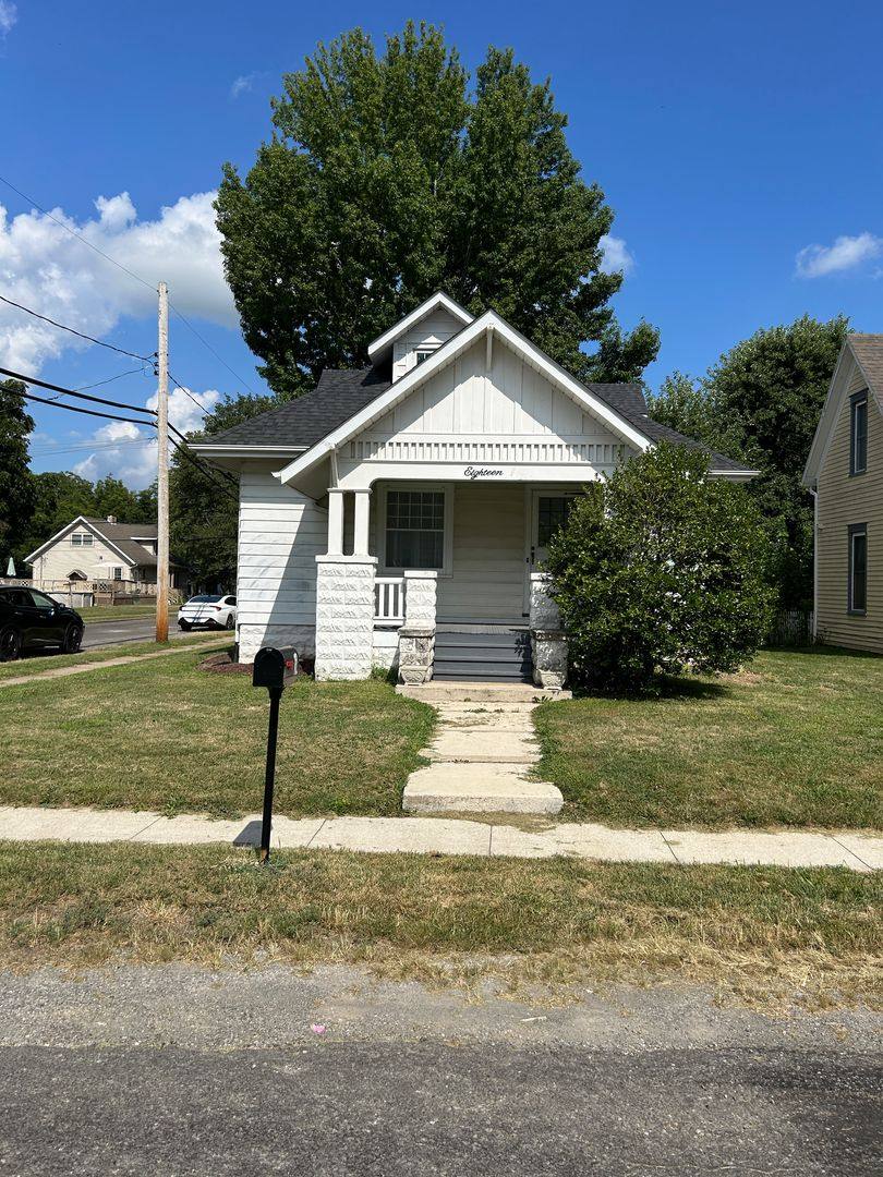 House for rent at 18 N Smith St, Smithton, IL 62285
