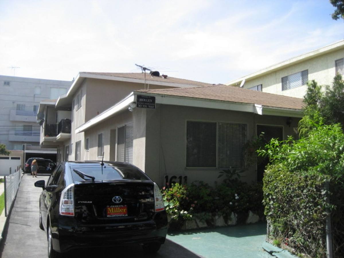 Apartment for rent at 1611 Armacost Ave, Los Angeles, CA 90025