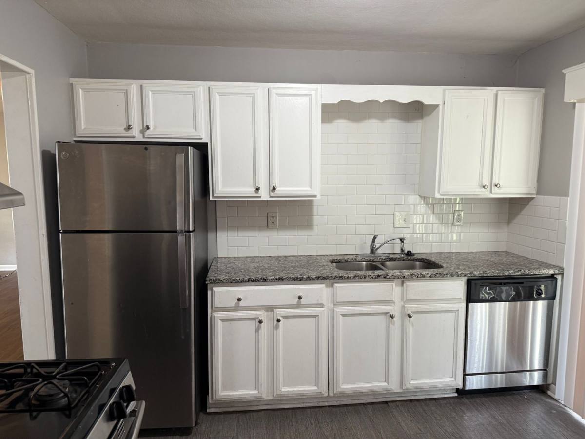 House for rent at 1805 N Kiger, Independence, MO 64050