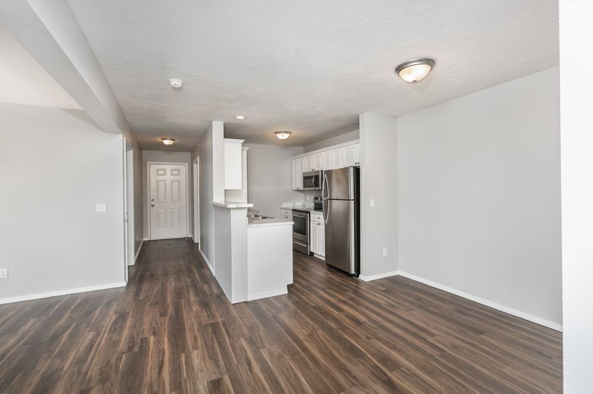 Apartment for rent at 1450 W Lark St, Springfield, MO 65810