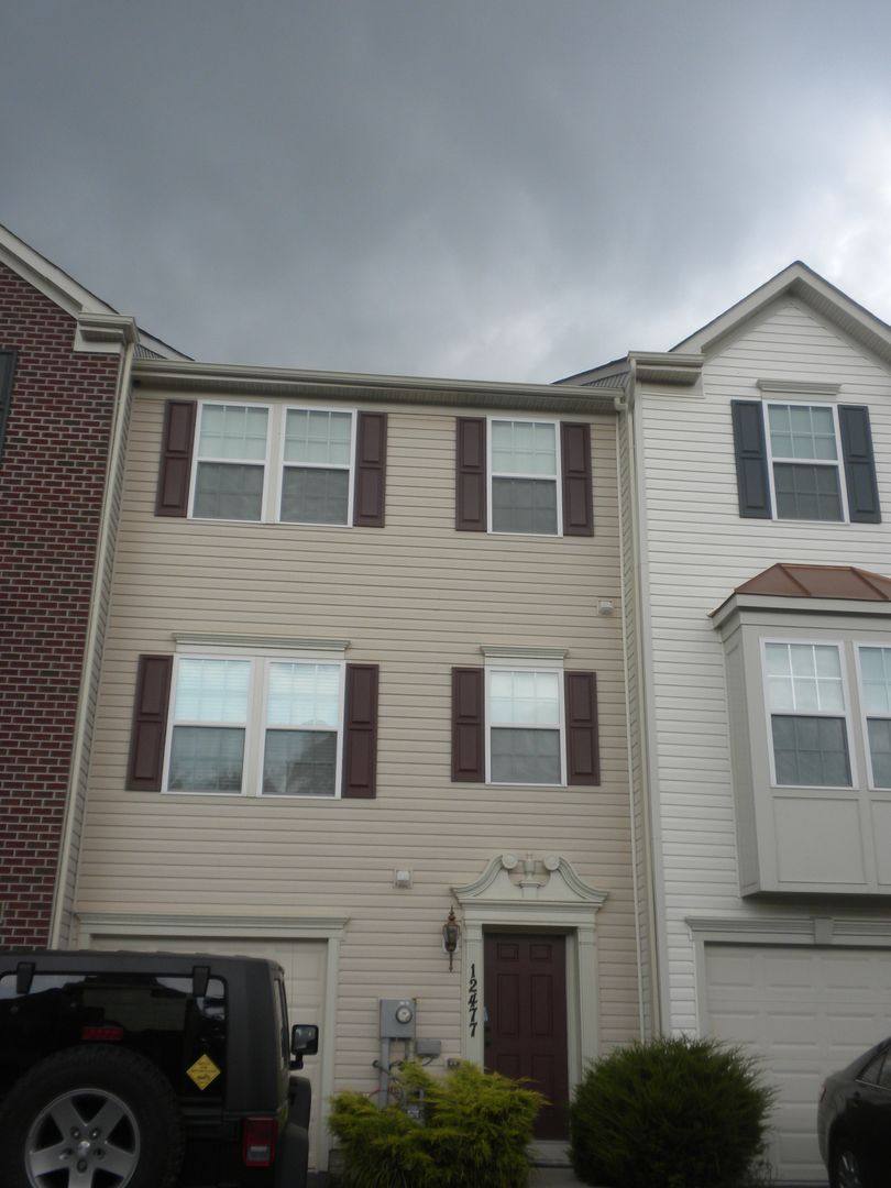 Townhouse for rent at 12477 Jackson Ave, Waynesboro, PA 17268