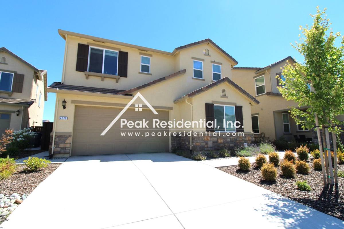 House for rent at 4328 Needlegrass Dr, Folsom, CA 95630