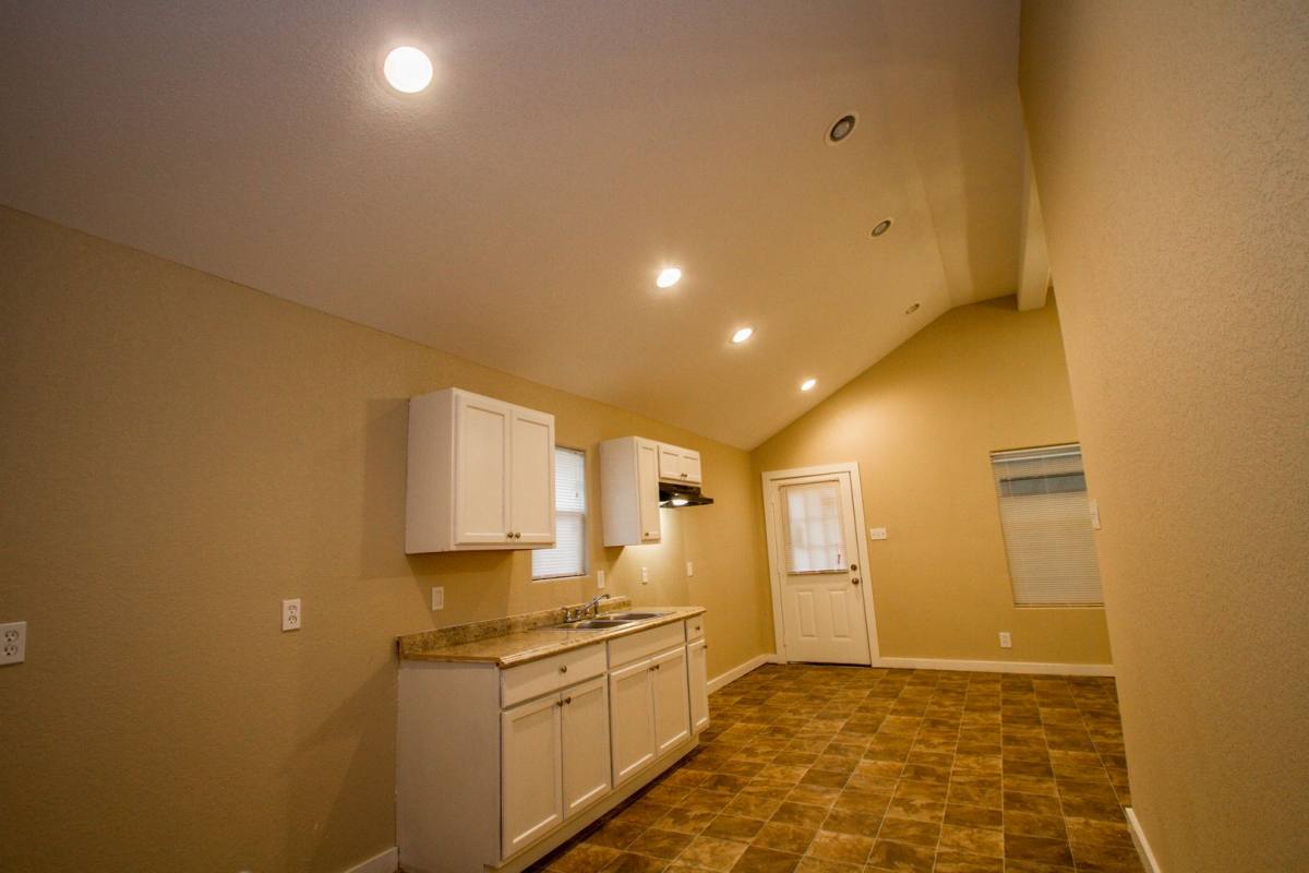 Apartment for rent at 526 Cooper, San Antonio, TX 78202