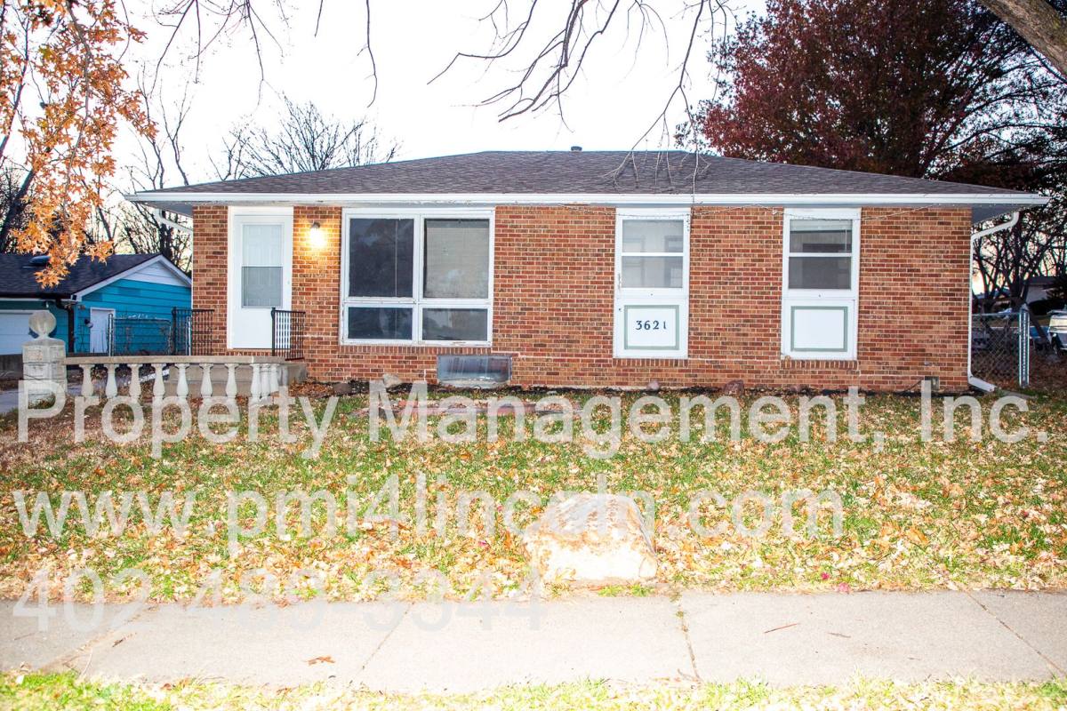 House for rent at 3621 Portia St, Lincoln, NE 68521