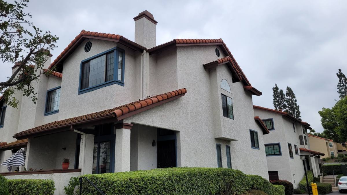 Townhouse for rent at 3550 Mission Mesa Way, San Diego, CA 92120