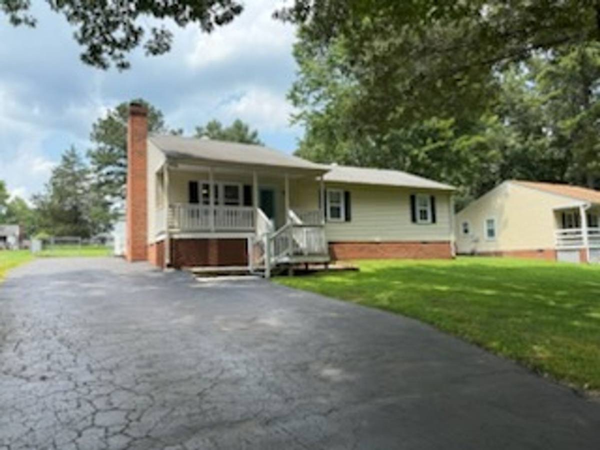 House for rent at 6452 Lakeway Dr, Mechanicsville, VA 23111