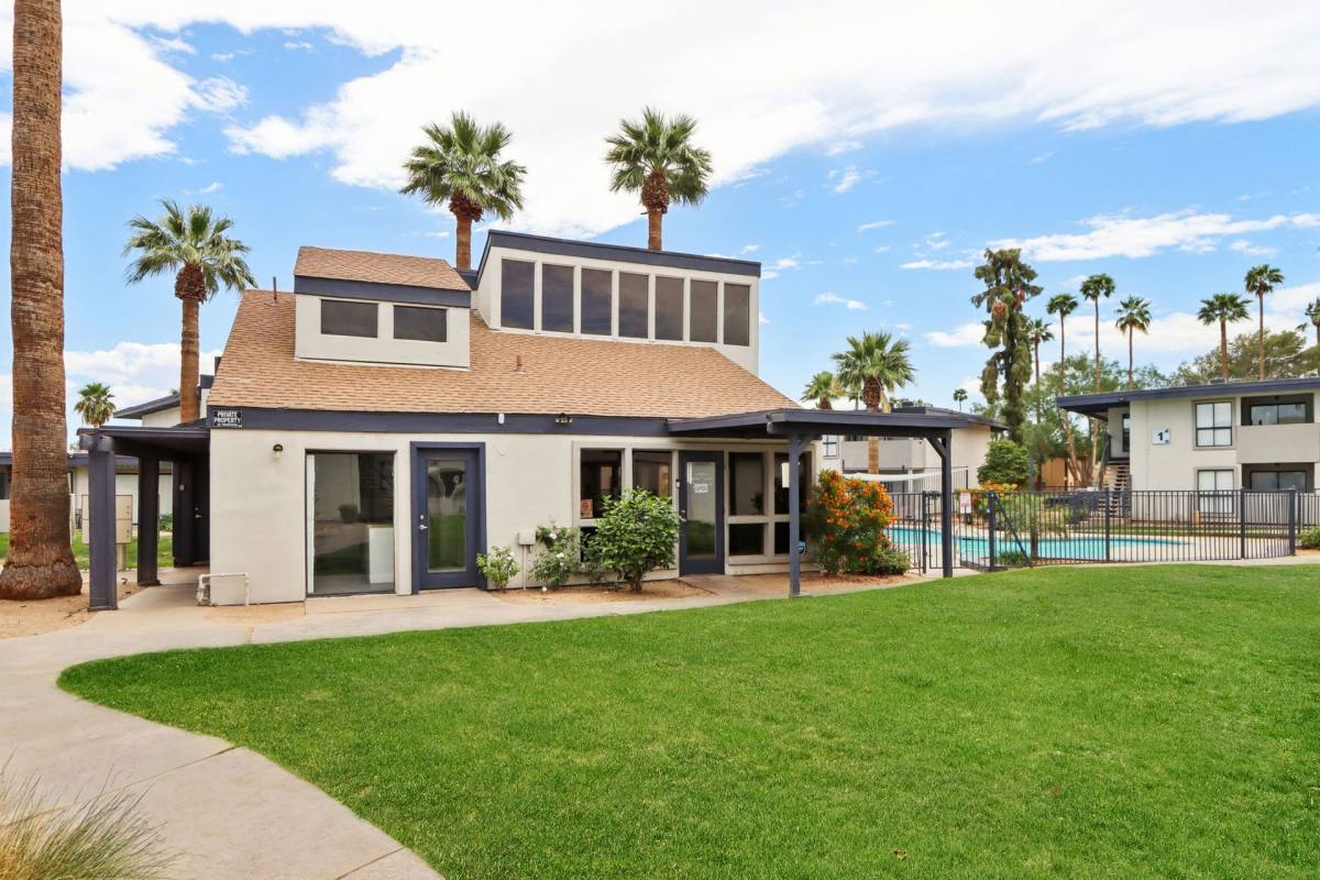 4802 N 15th Ave, Phoenix, AZ 85015 - Apartment For Rent - Image 4