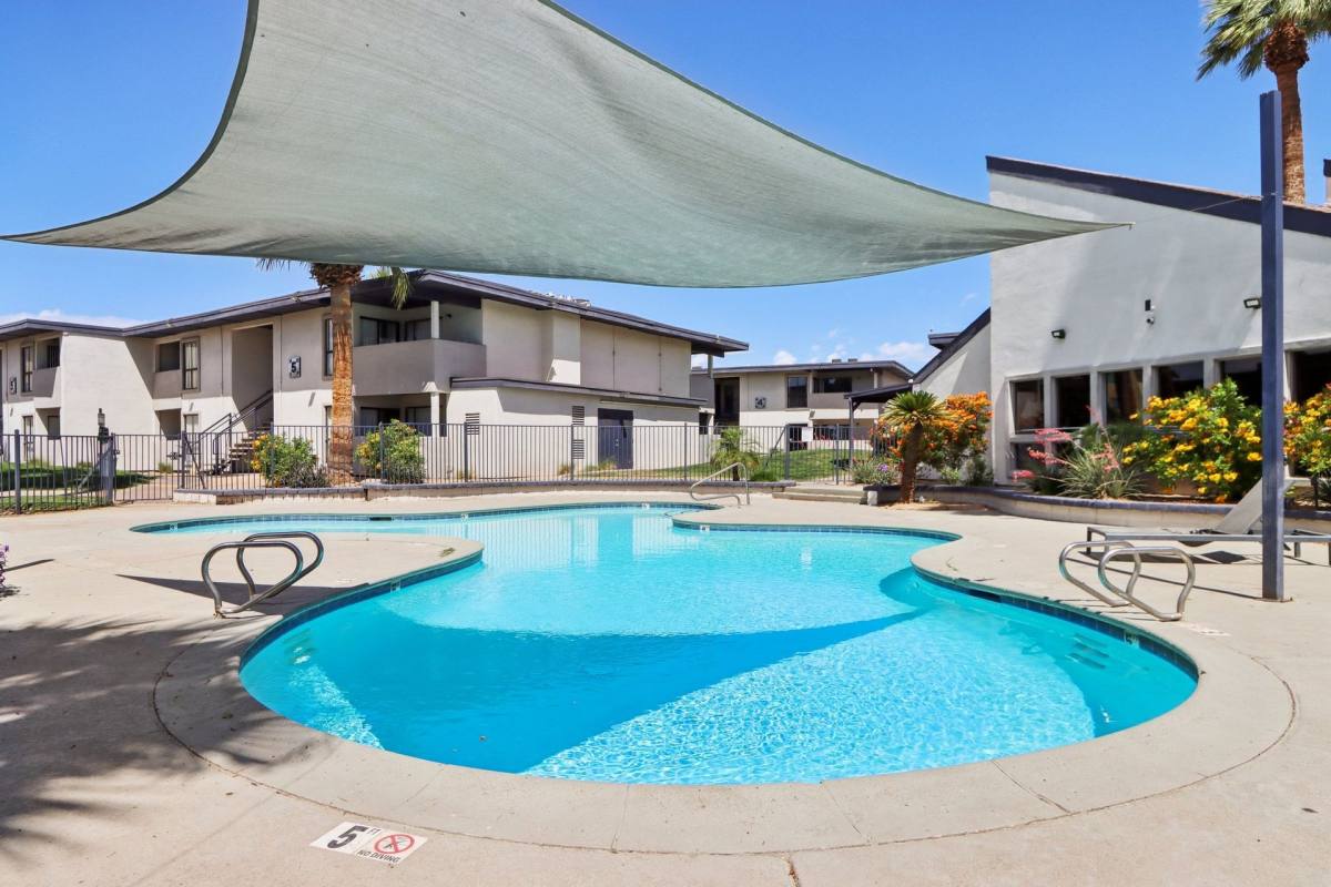 4802 N 15th Ave, Phoenix, AZ 85015 - Apartment For Rent - Image 3