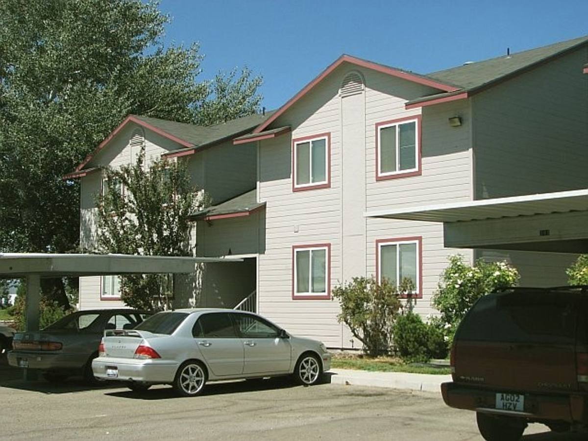 Apartment for rent at 750 S 5th W St, Mountain Home, ID 83647