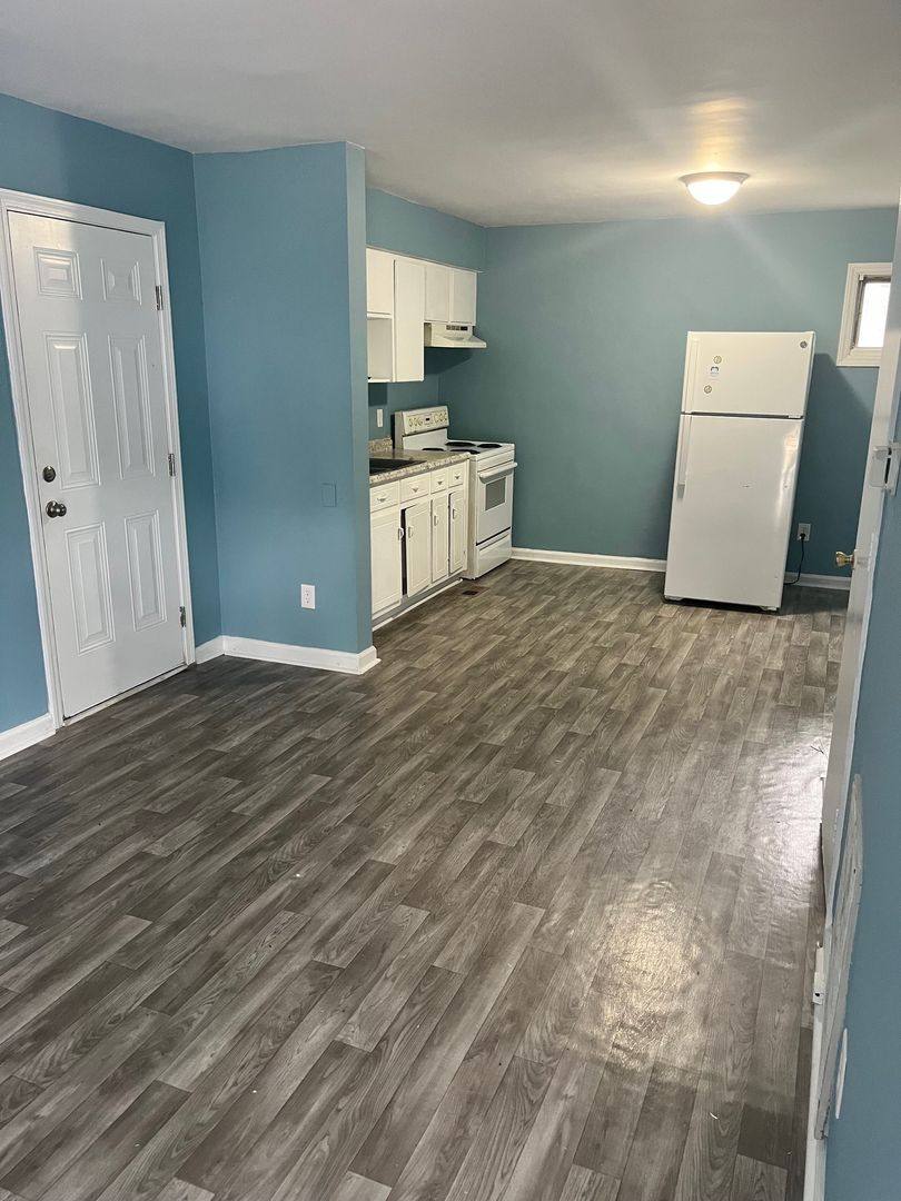 Apartment for rent at 10 Fisher Place, Durham, NC 27707