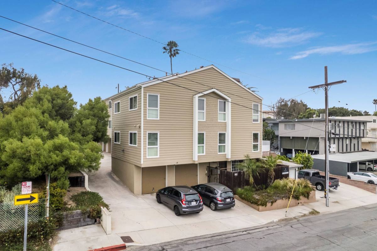 Apartment for rent at 119 Loma Vista, El Segundo, CA 90245
