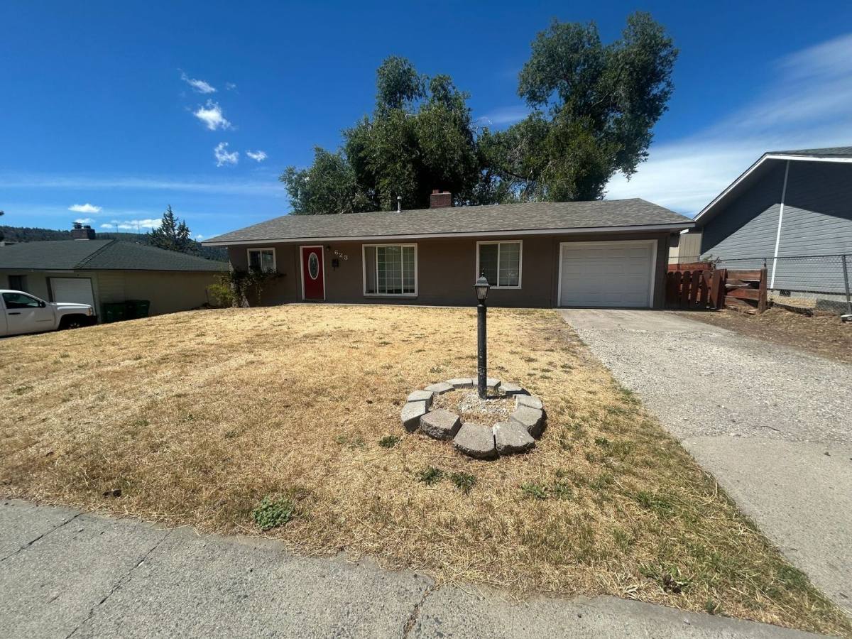 House for rent at 623 Roosevelt St, Klamath Falls, OR 97601