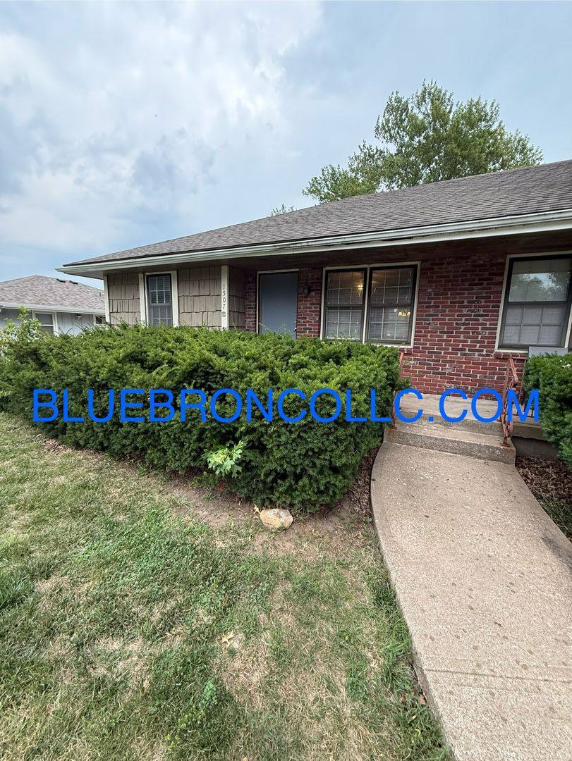 Apartment for rent at 1507 NE White Dr, Lees Summit, MO 64086