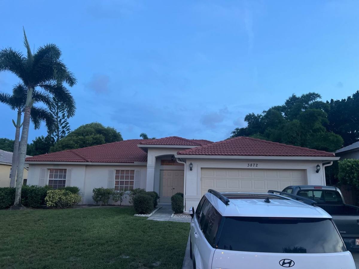House for rent at 3872 Cypress Lake Dr, Lake Worth, FL 33467