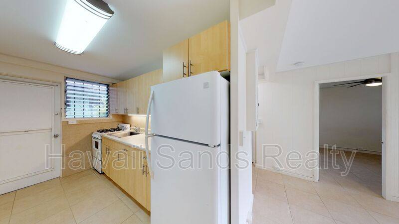Apartment for rent at 720 Birch St #B, Honolulu, HI 96814