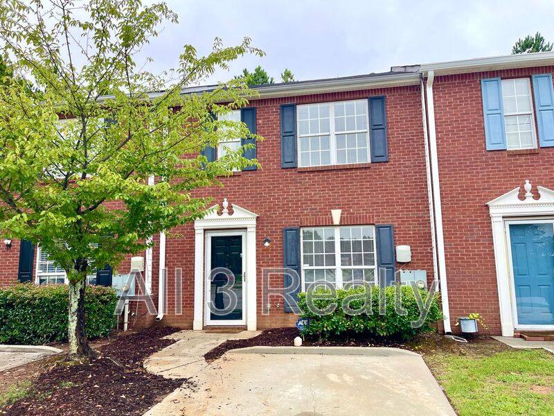Townhouse for rent at 5745 Strathmoor Manor Circle, Lithonia, GA 30058