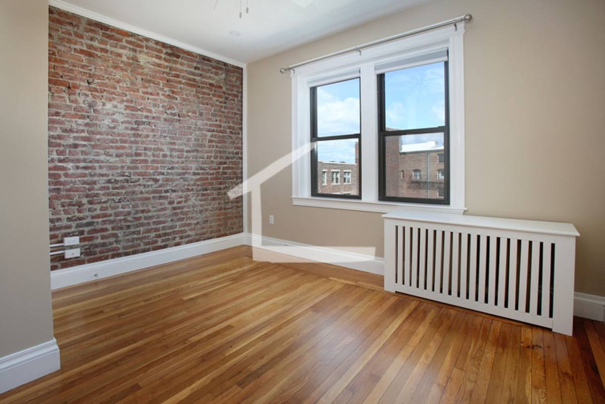 Apartment for rent at 1101 Boylston #52, Boston, MA 02115