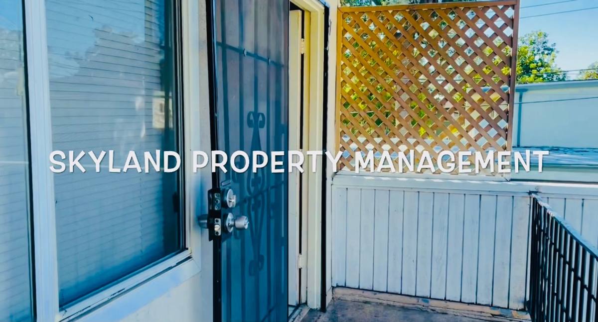 Apartment for rent at 137-141 S Yale Ave, Fullerton, CA 92831