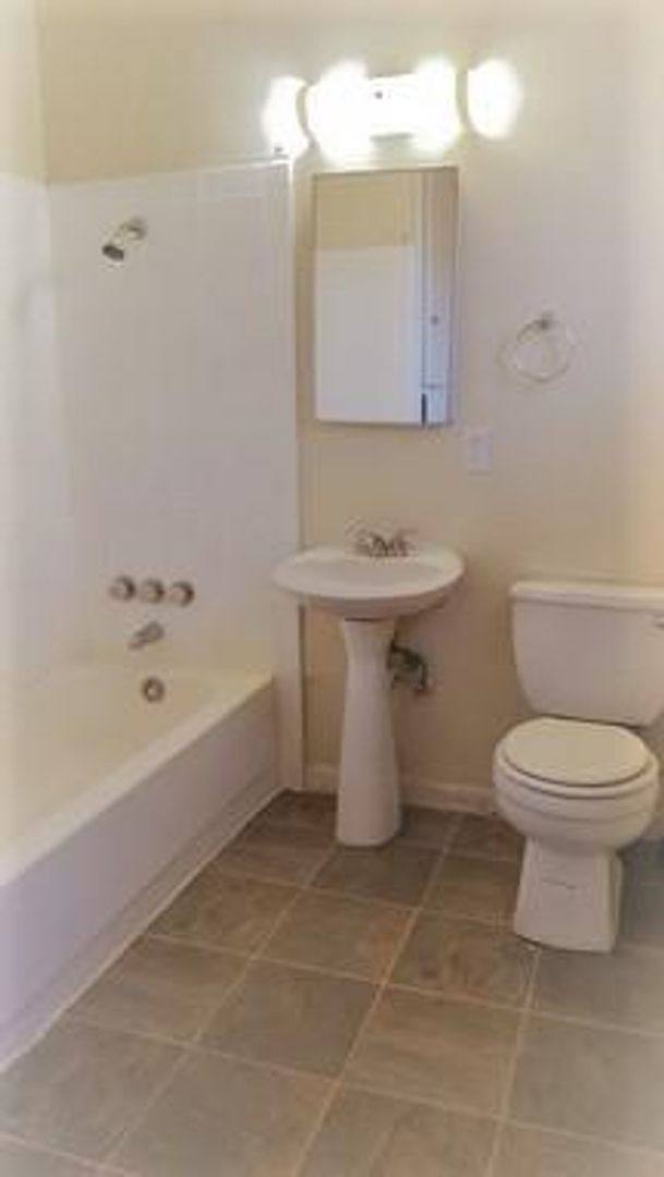 Apartment for rent at 137-141 S Yale Ave, Fullerton, CA 92831