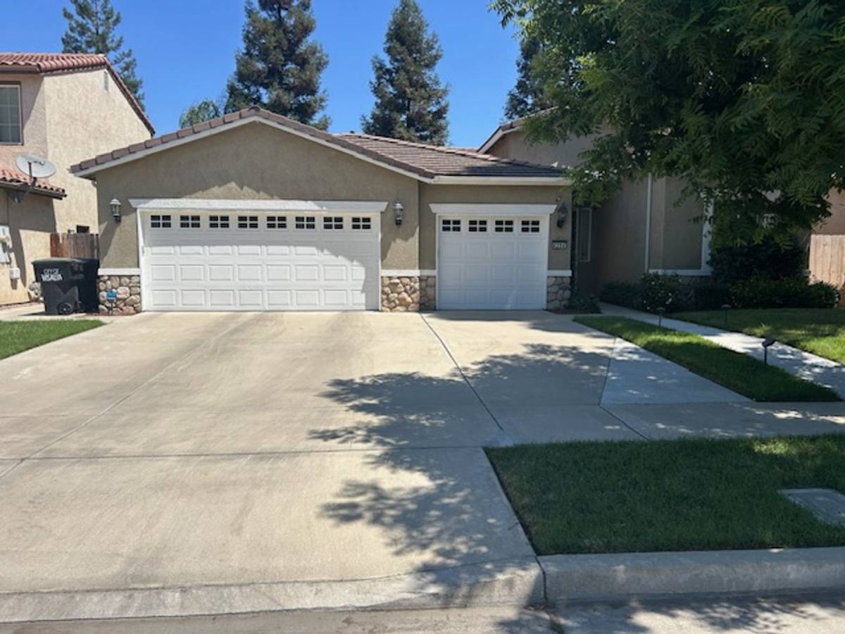 House for rent at 4204 W Elowin Court, Visalia, CA 93291