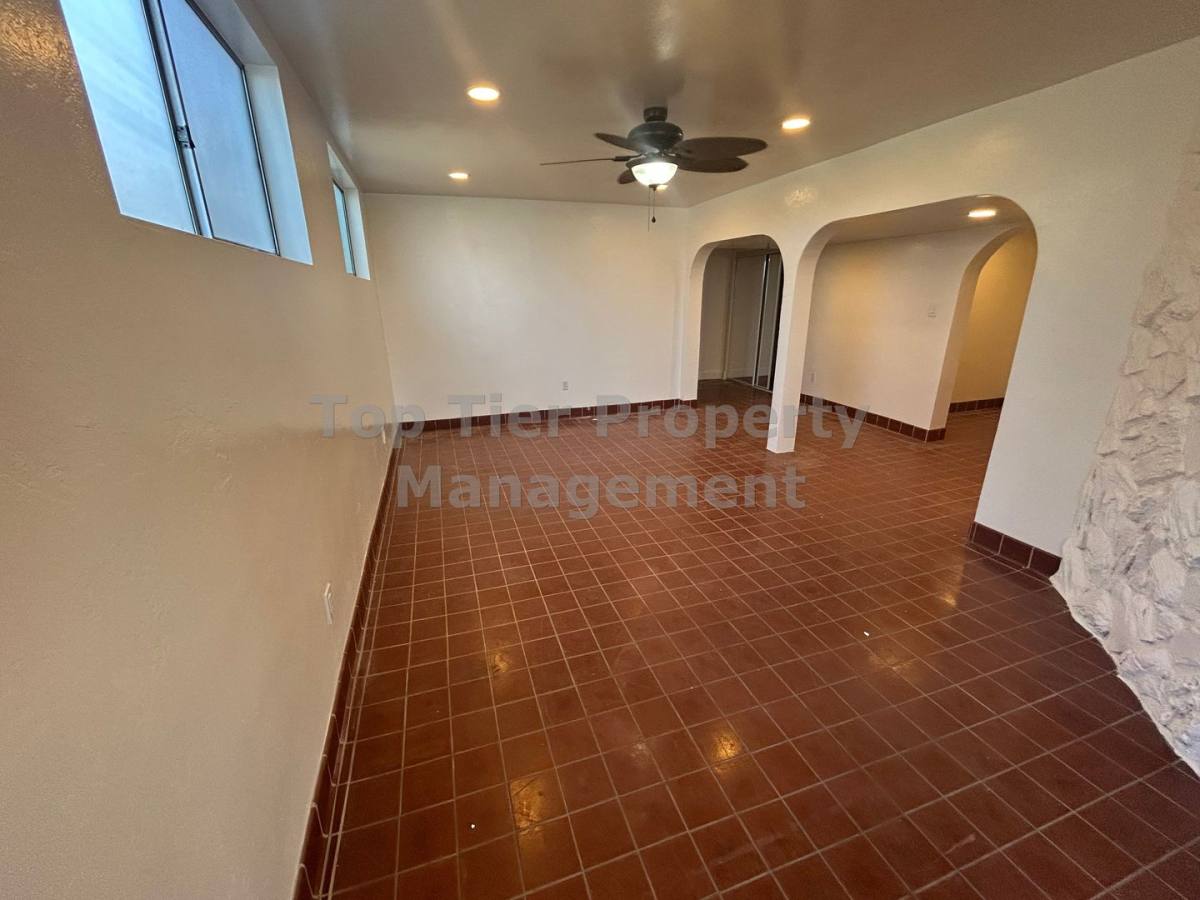 Townhouse for rent at 3518 Union St, San Diego, CA 92103