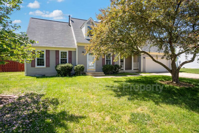 House for rent at 7826 Fordson Rd, Alexandria, VA 22306