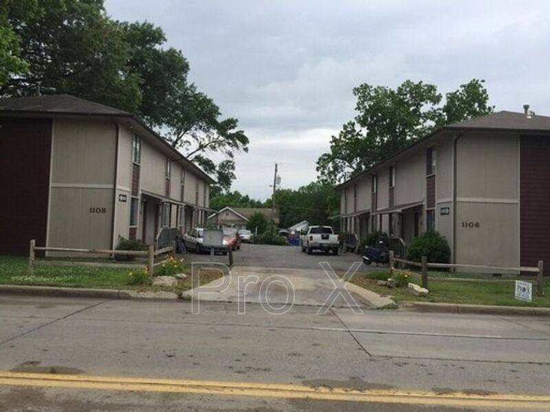 Townhouse for rent at 1108 S Joplin #B, Pittsburg, KS 66762