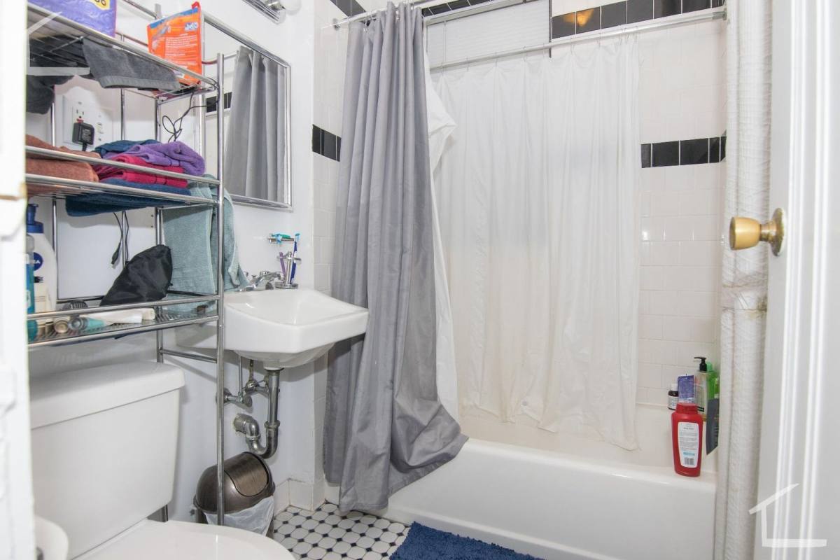 Apartment for rent at 4 Ayr Rd #38, Brighton, MA 02135