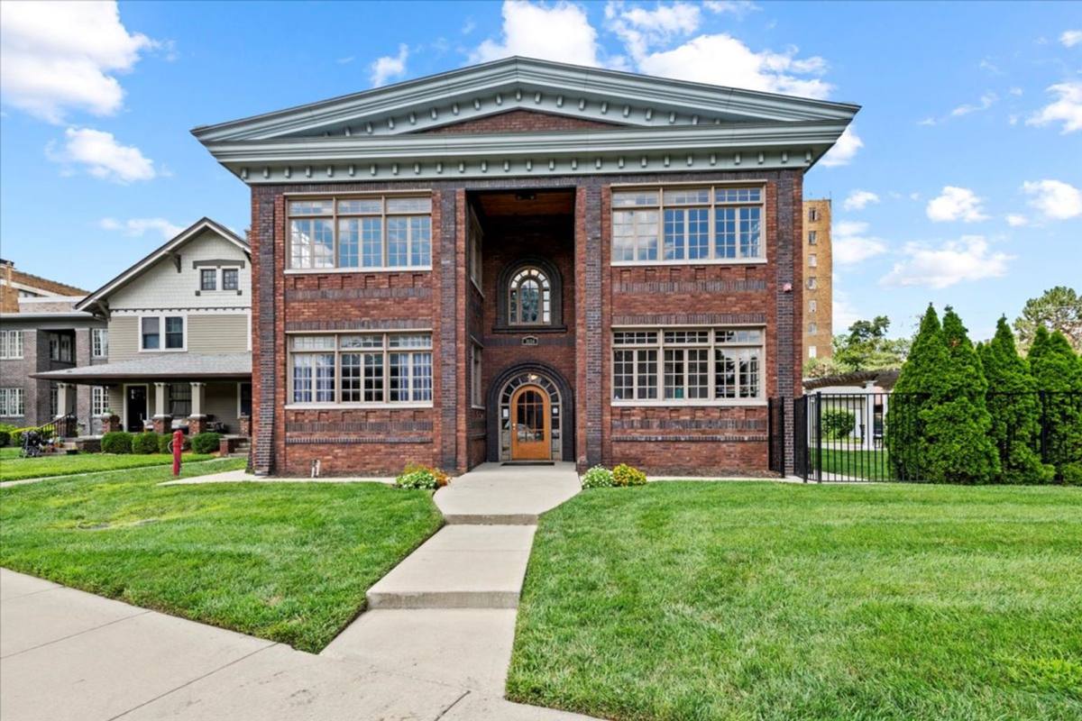 Condo for rent at 3034 N Pennsylvania St, Indianapolis, IN 46205