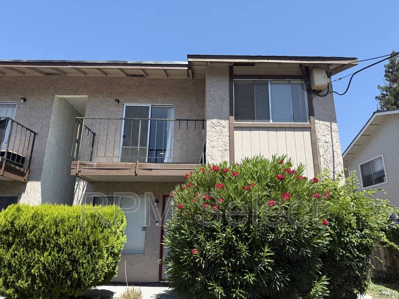Apartment for rent at 2318 Church Ave #14, Sacramento, CA 95821