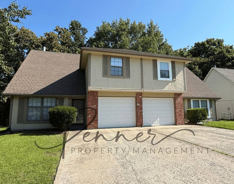 House for rent at 3611 SW McDanial Ave, Blue Springs, MO 64015